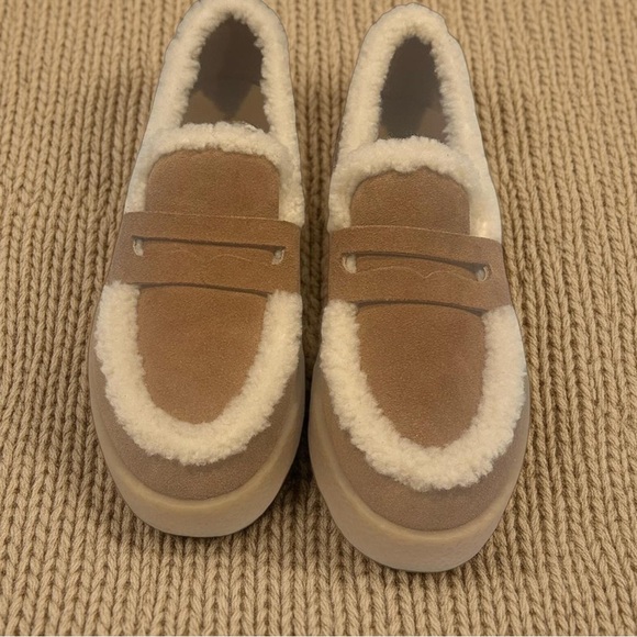 Steve Madden Shearling Lined Loafers in Chestnut Color Size 11 - Picture 7 of 10